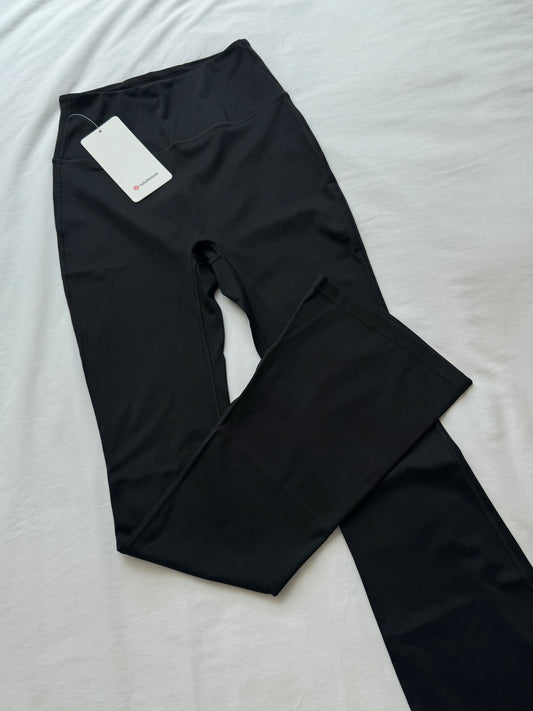 Legging acampanado lululemon