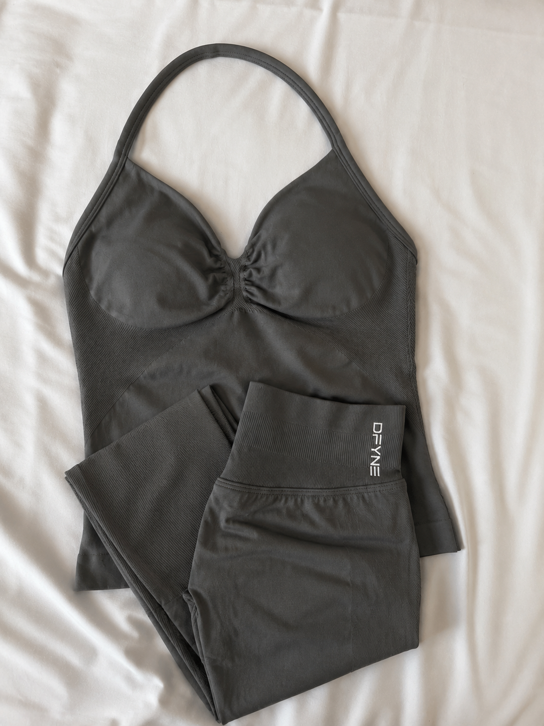 Conjunto Dfyne top largo y legging IMPACT