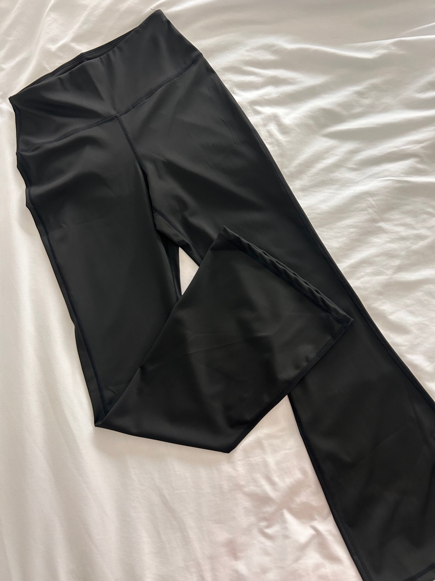 Flare leggings corte acampanado