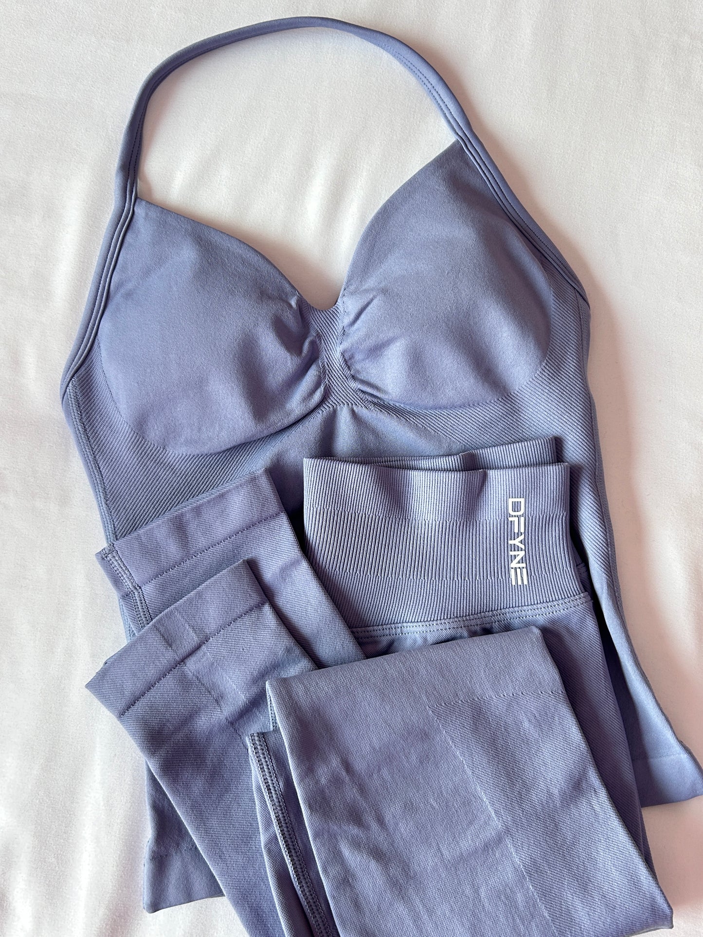 Conjunto Dfyne top largo y legging IMPACT