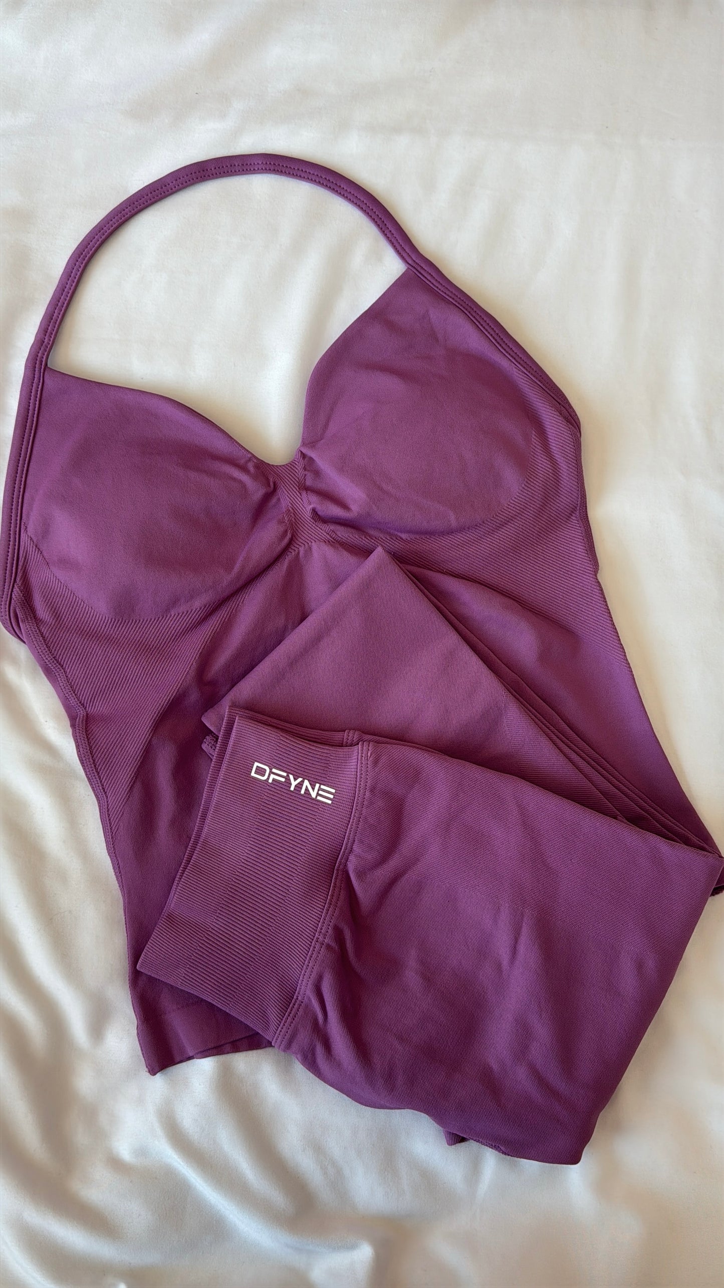 Conjunto Dfyne top largo y legging IMPACT
