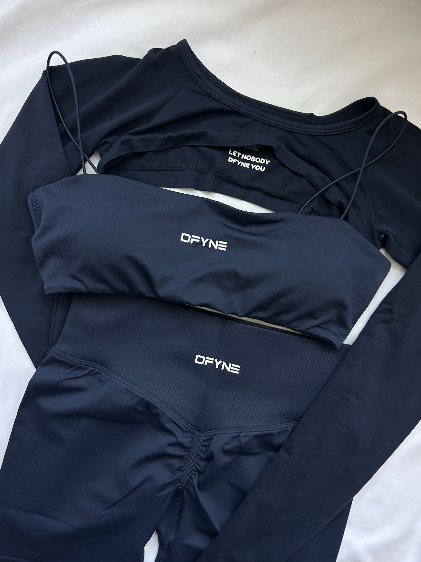 Set de 3 piezas DFYNE Defy con manga larga